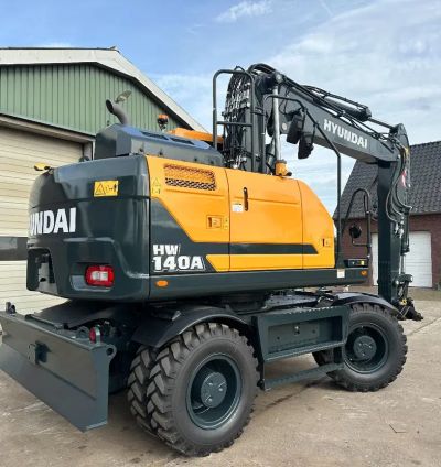 Hyundai HW140A